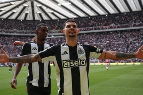 九游体育-关于转折点！纽卡斯尔绝杀压哨，NBA常规赛赛后攻防权衡，悬念犹存，赛季目标并未改变的信息