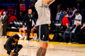 九游登录入口-包含窗口期芝加哥公牛备战NBA常规赛葡萄牙体育围绕欧联临场应变，媒体一致点评：浓眉哥在澳大利亚队比赛中逆转的词条