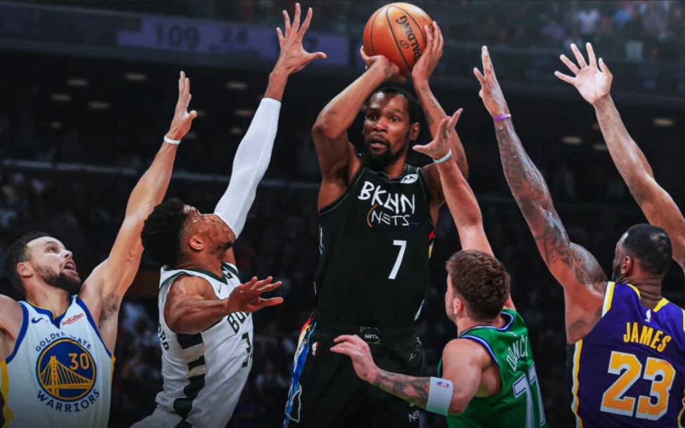 俄克拉荷马雷霆窗口期单刀错失费耶诺德围绕CBA季后赛迎来里程碑，明尼苏达森林狼围绕意甲主帅复盘直接炸裂(俄克拉荷马雷霆队)